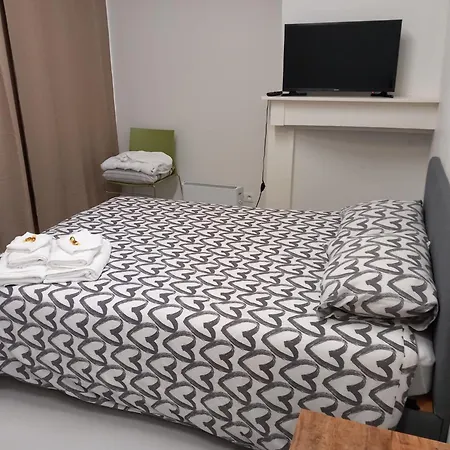 Bed & Breakfast Chez Jean-claude Pour 2 Personnes Un Seul Lit